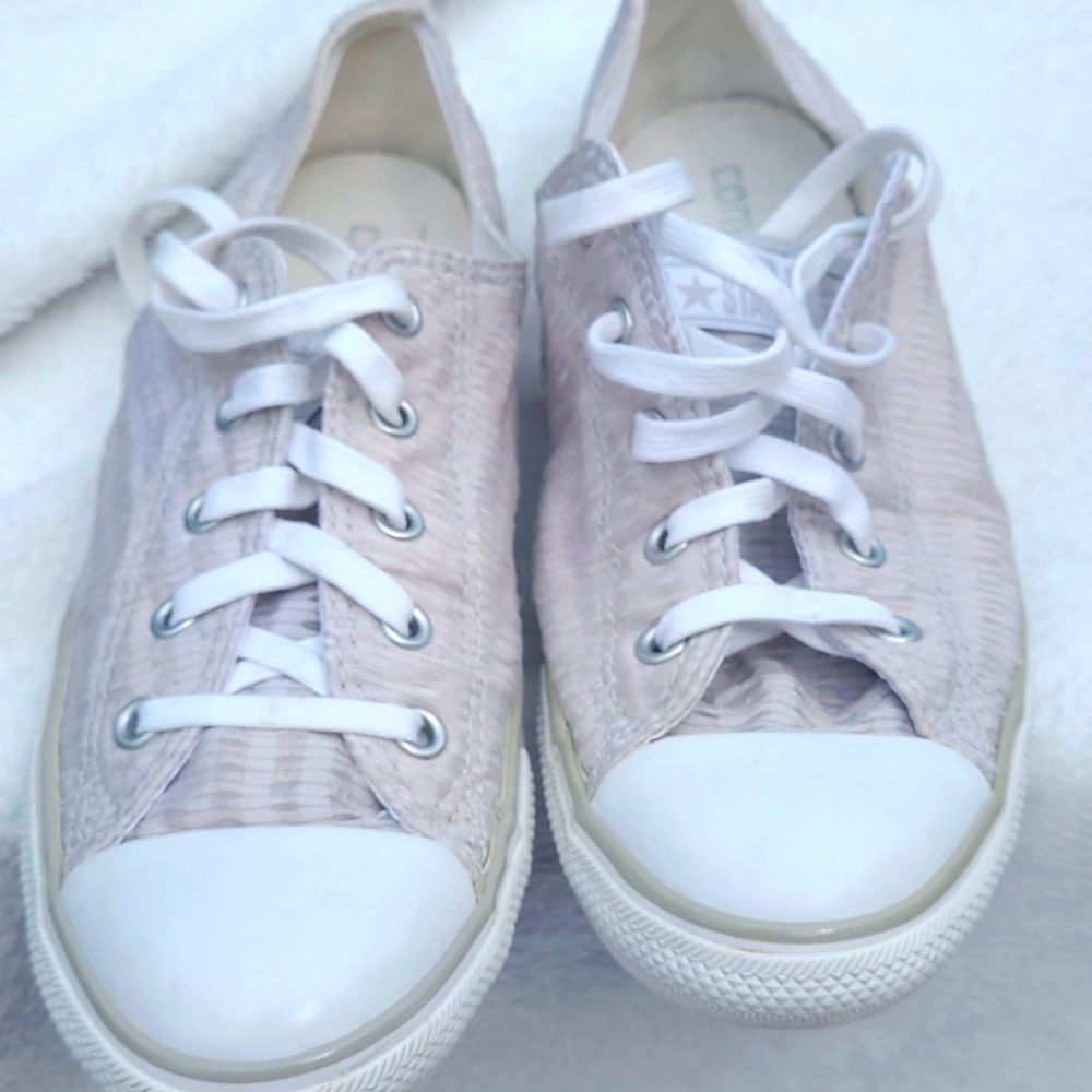 Converse All Star Chucks Size 9